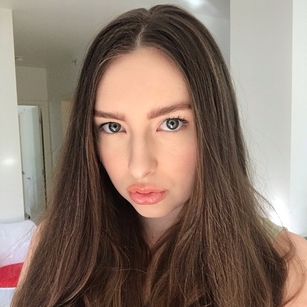 Meet your Posher, Madeline